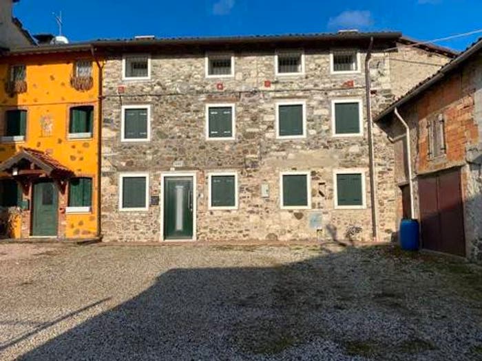 Casa quadrilocale in vendita in Via Scandolaro, Castello, San Giovanni Ilarione