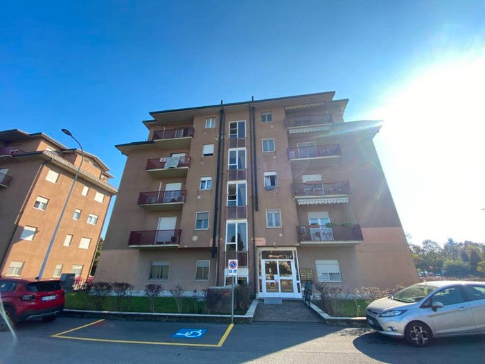 Appartamento trilocale in vendita in Via Kennedy John e Robert, Centro, Martinengo
