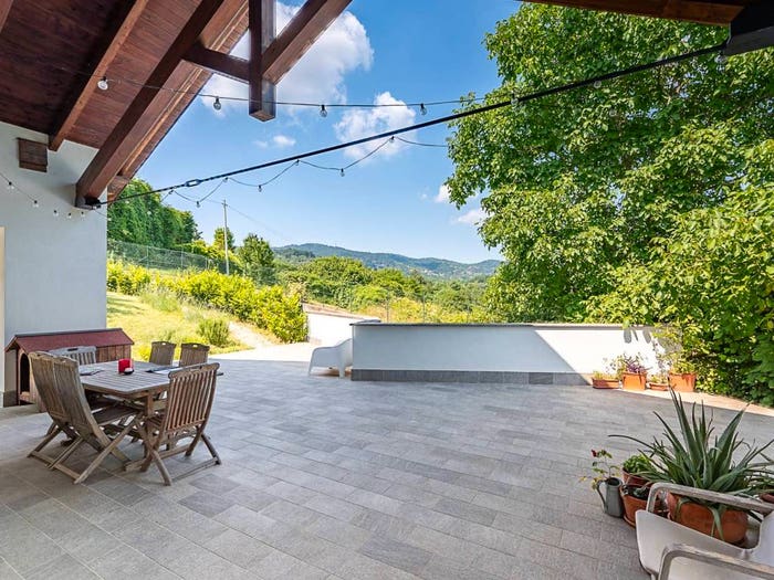 Casa con 6 locali in vendita in Strada San Michele, Testona San Michele, Moncalieri