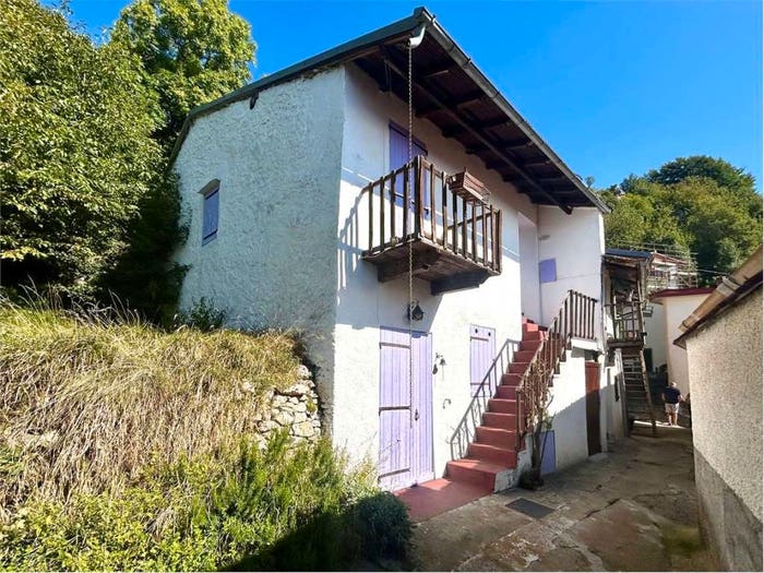 Casa trilocale in vendita in Frazione Quarzina, Ormea