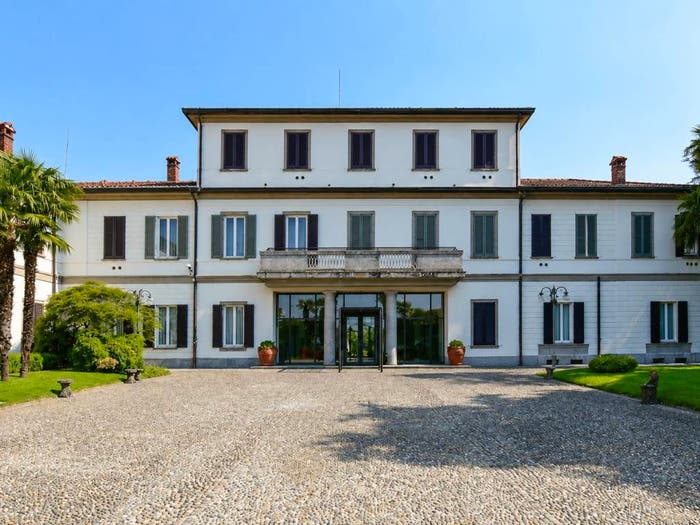 Casa con 6 locali in vendita in Via XXV Aprile, Centro, Figino Serenza