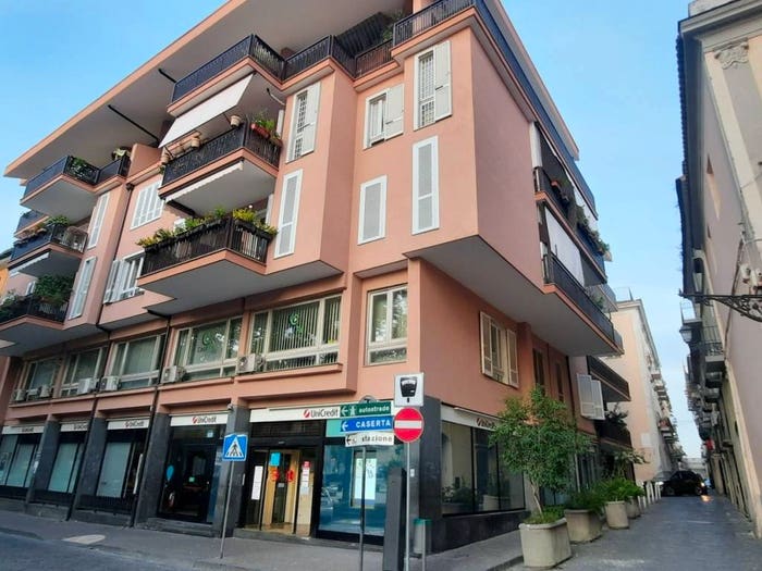 Appartamento trilocale in vendita in Via Tribunale, Aversa