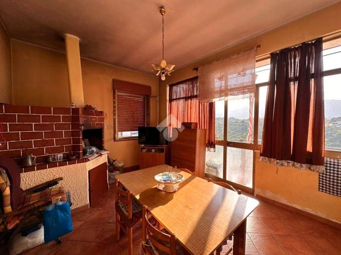 Appartamento quadrilocale in vendita in Via Villagrazia, Villagrazia, Palermo