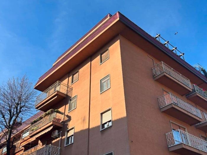 Appartamento quadrilocale in vendita in Via Martiri di Sclemo, Via Dante, Cremona