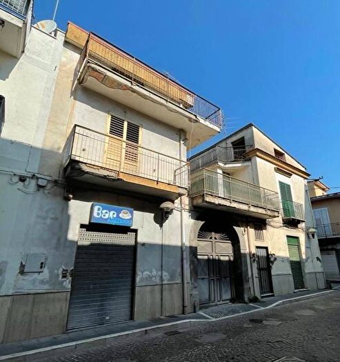 Casa con 5 locali in vendita in Via Appia, San Vitaliano