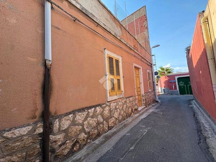 Casa con 5 locali in vendita in Via Santa Rosalia, Santa Maria Chiara, Cagliari