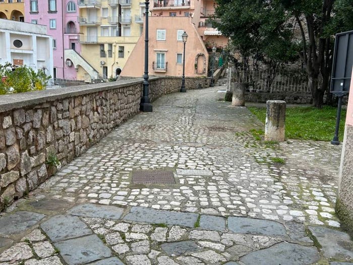 Appartamento bilocale in vendita in Salita Chiaromonte, Gaeta