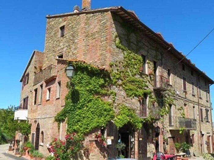 Appartamento quadrilocale in vendita in Via Bartocciami, Sant'arcangelo, Magione