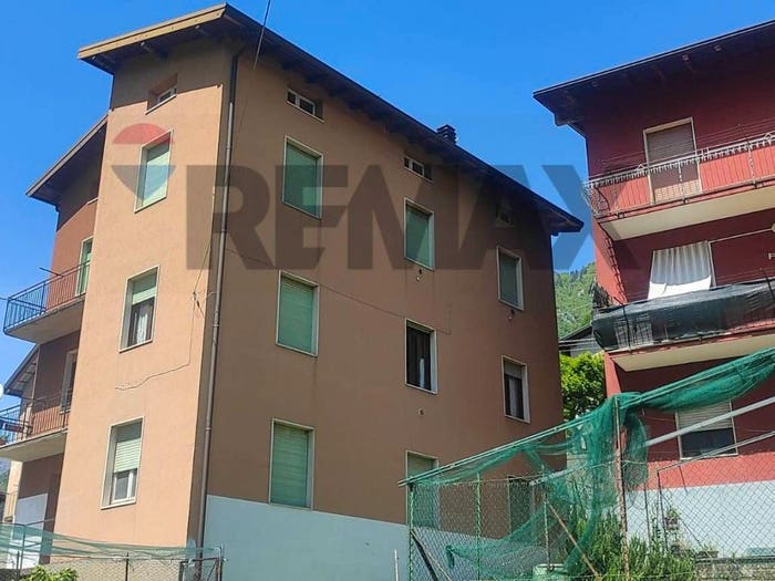 Appartamento con 6 locali in vendita in Centro, Angolo Terme
