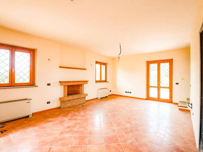 Casa trilocale in vendita in Sant'arcangelo, Magione