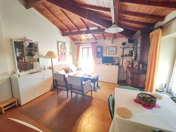 Casa trilocale in vendita in Via Milite Ignoto, Chiesa, Arnasco
