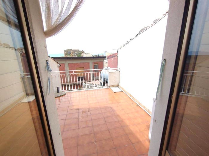 Casa bilocale in vendita in Via Moncenisio, Cesarò