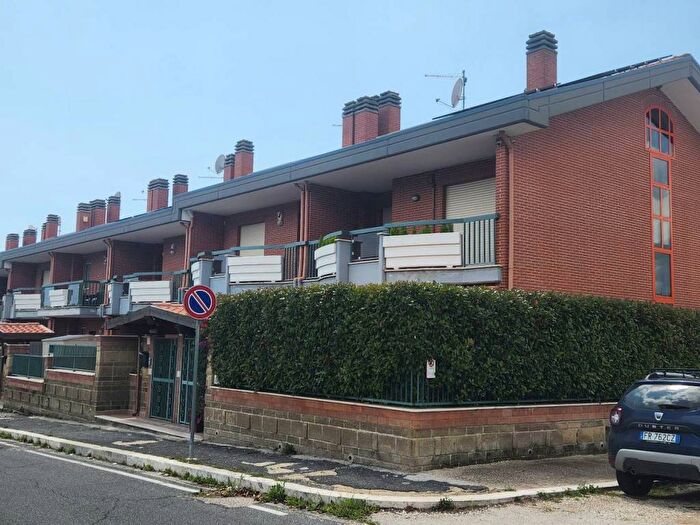 Casa con 5 locali in vendita in Via Michele Ferraiolo, Cesano, Roma
