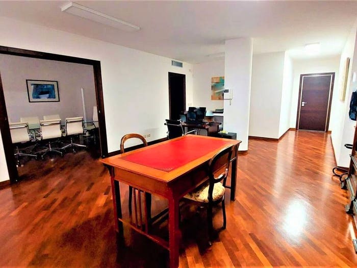 Appartamento con 5 locali in vendita in Firenze, Province Veneto, Catania