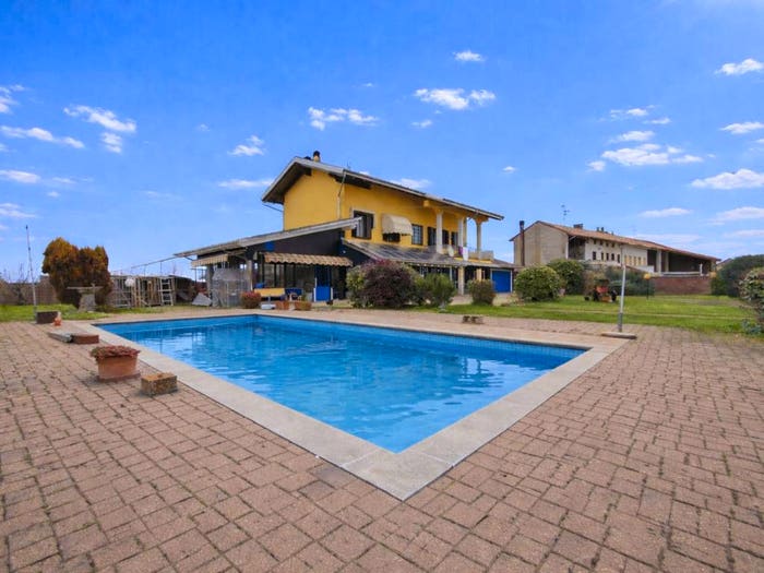 Casa con 6 locali in vendita in Via Beato Don Secondo Pollo, Motta Dè Conti, Motta de' Conti