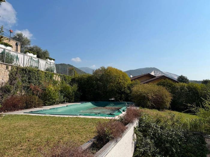 Casa con 6 locali in vendita in Via Panoramica, Botticino