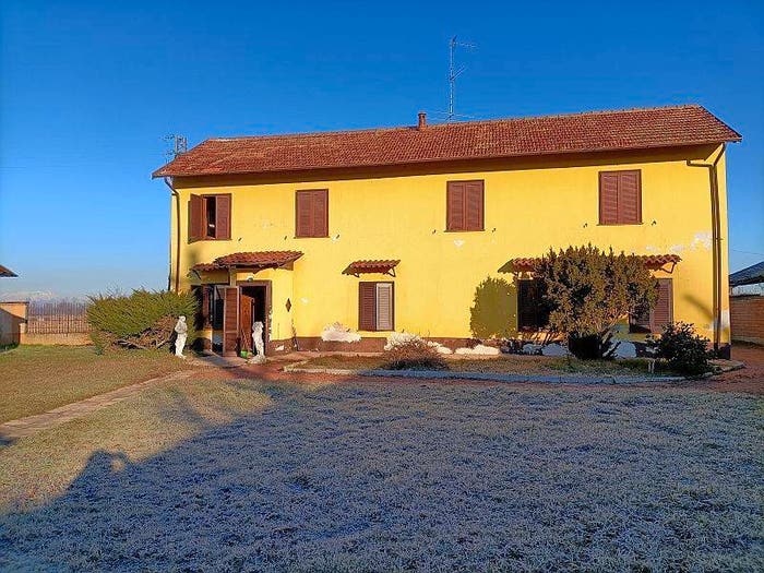 Casa con 6 locali in vendita in Strada Pavese, Centro, Mortara