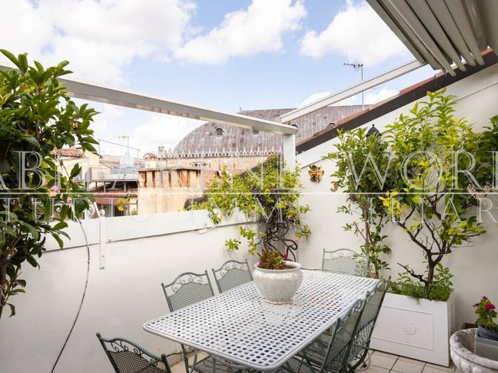 Casa con 6 locali in vendita in Piazze Duomo, Padova