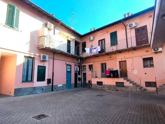 Appartamento bilocale in vendita in via San Vittore, Centro, Locate di Triulzi