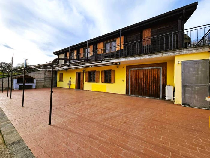 Casa con 6 locali in vendita in Str Provinciale Teverina, Celleno