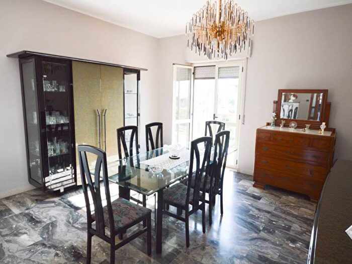 Appartamento quadrilocale in vendita in Via Albania, Rossano Stazione, CoriglianoRossano