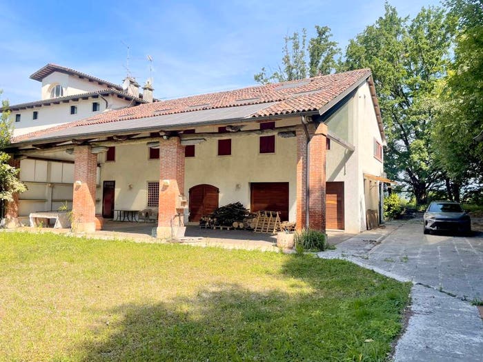 Casa con 6 locali in vendita in Via Rocche, Altavilla Vicentina
