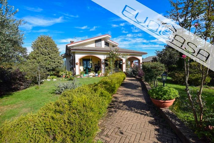 Casa quadrilocale in vendita in Via Famolasco, Centro, Bibiana