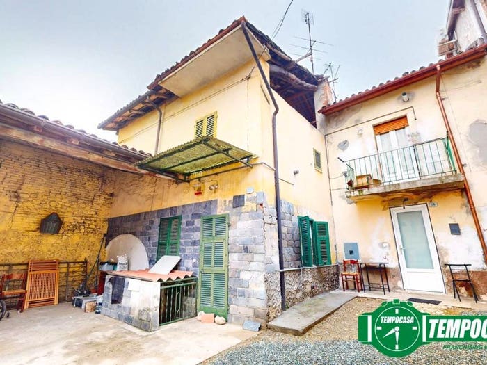 Casa quadrilocale in vendita in Villalvernia