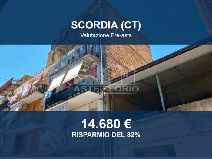 Appartamento con 6 locali in vendita in Via Enna, Scordia