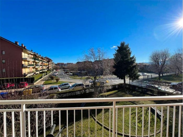 Appartamento trilocale in vendita in Via Cumiana, Piossasco