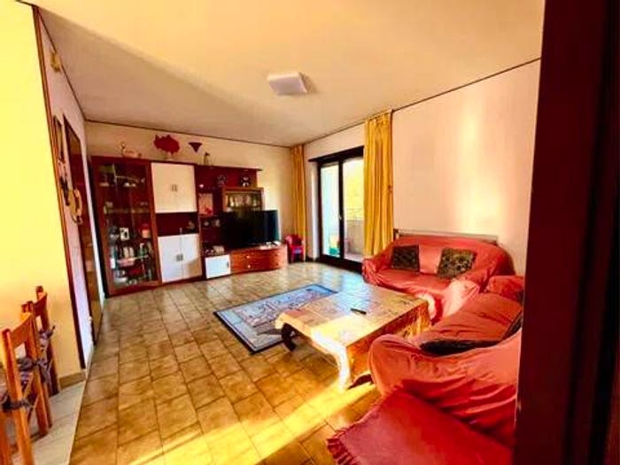 Appartamento trilocale in vendita in Piazza Guglielmo Marconi No Number, Centro, Roncà