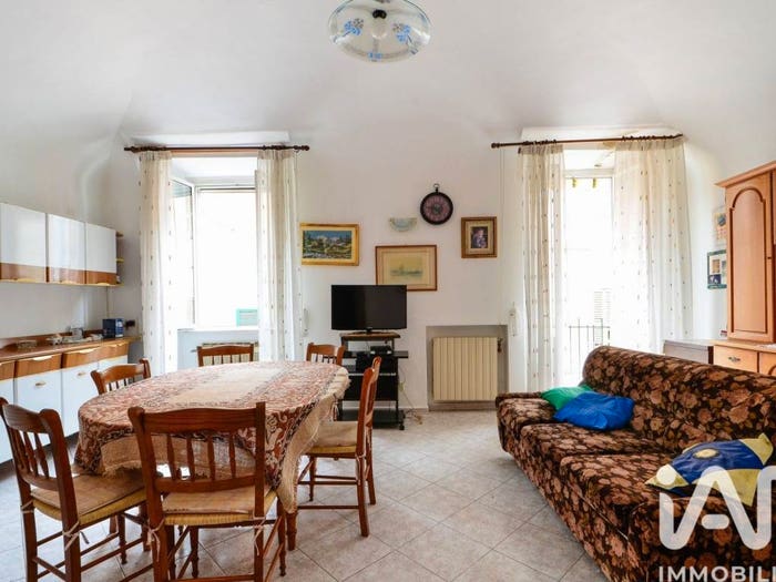 Appartamento con 6 locali in vendita in Via Pontevecchio, Centro, Millesimo