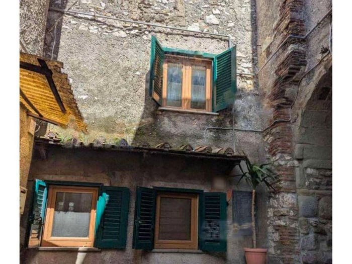 Appartamento con 5 locali in vendita in Via Tre Morette, Centro, Bellegra