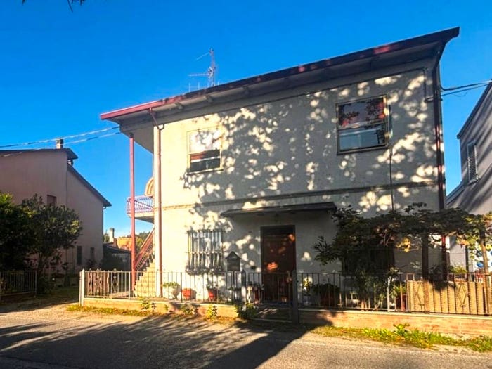 Casa con 6 locali in vendita in Via Cella, Santo Stefano Gambellara, Ravenna