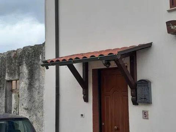 Casa con 6 locali in vendita in Via Innocenzo D'Angelo, Antrosano, Avezzano