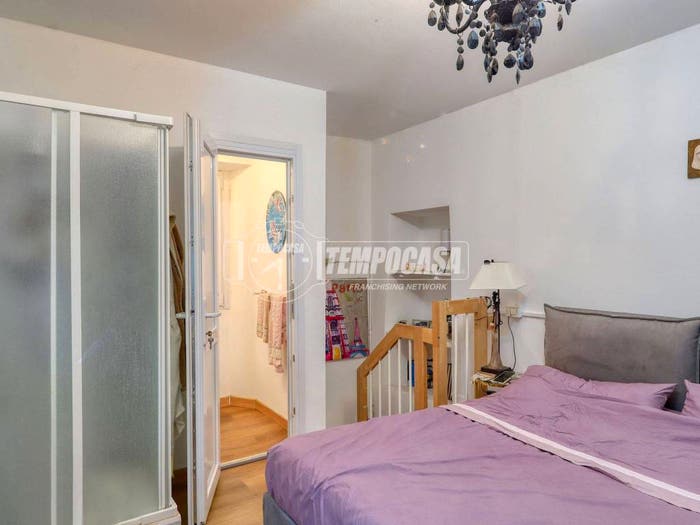 Casa bilocale in vendita in Via Maggio, Besano