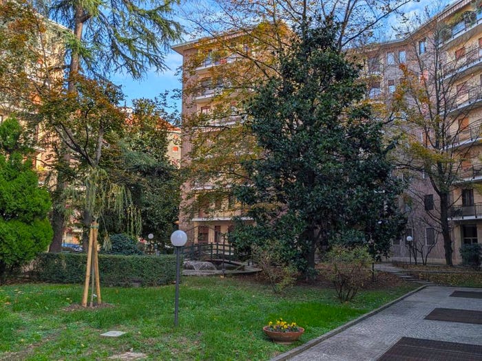 Appartamento quadrilocale in vendita in Via Pordenone, Udine, Milano