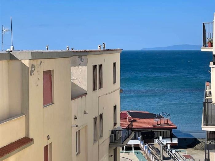 Appartamento quadrilocale in vendita in Centro, Follonica