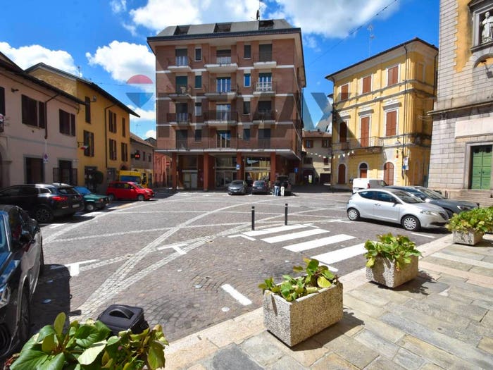Appartamento trilocale in vendita in PIAZZA MATTEOTTI, Centro, Castelletto Sopra Ticino