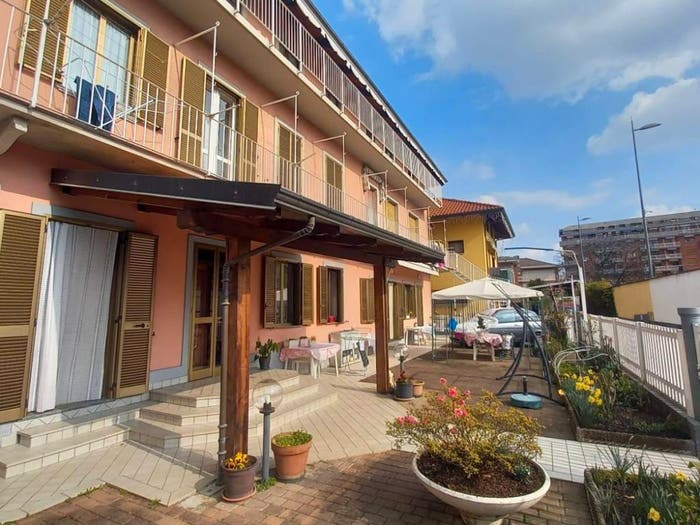 Casa con 6 locali in vendita in Piazza Castello, Centro, Ciriè