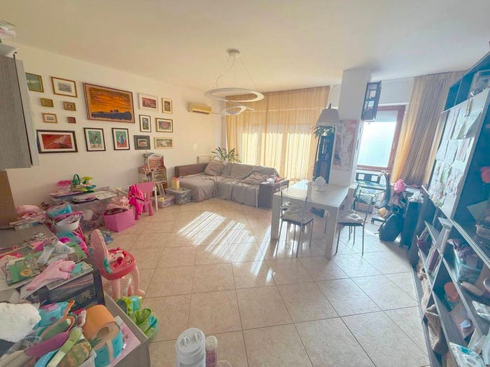 Appartamento quadrilocale in vendita in Via Vittorio Galluzzi, Pisanova Pardi, Pisa