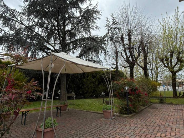 Appartamento quadrilocale in vendita in Via Goffredo Mameli, Sacca Stazione, Modena