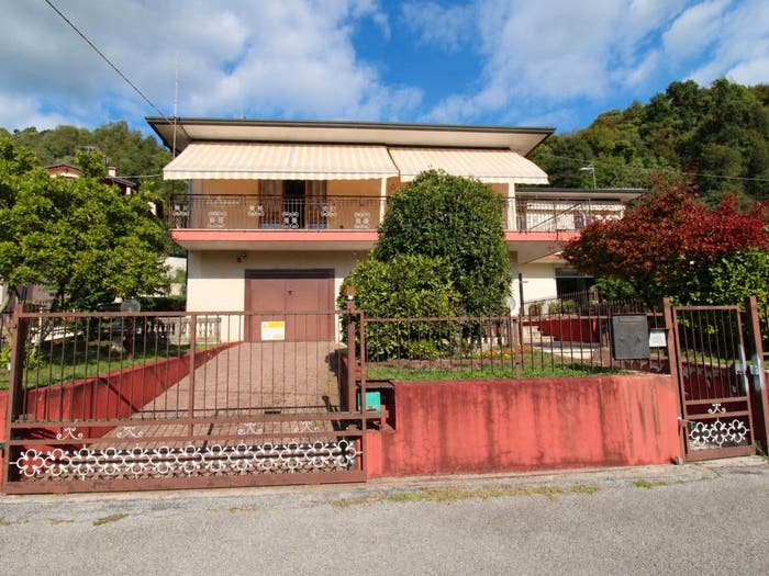 Casa con 5 locali in vendita in Via Giacomo Leopardi, Centro, Cornedo Vicentino