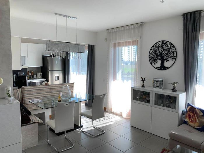 Appartamento trilocale in vendita in Quartiere Forlanini, Milano
