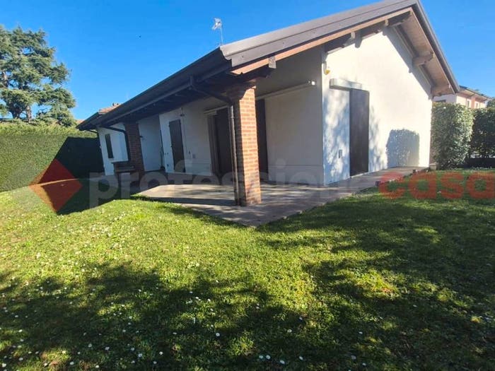 Casa con 5 locali in vendita in via duca di genova, Centro, Parabiago