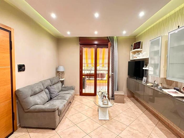 Appartamento trilocale in vendita in Via Vittorio Emanuele, Centro, Volla