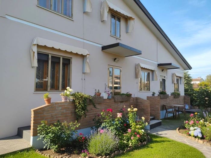 Casa con 6 locali in vendita in Via Muraglie, Monselice
