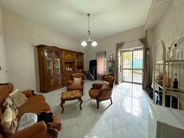Casa con 5 locali in vendita in Via Guglielmo Marconi, Centro, Pomigliano d'Arco