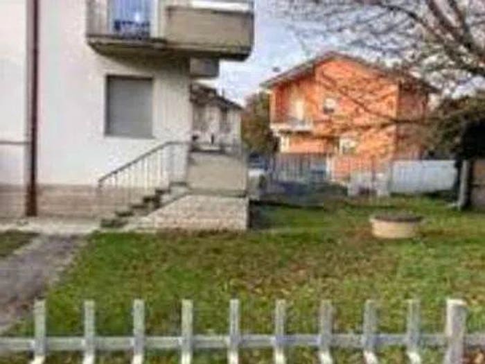 Appartamento quadrilocale in vendita in Via Xxiii Gennaio, Centro, Urbania