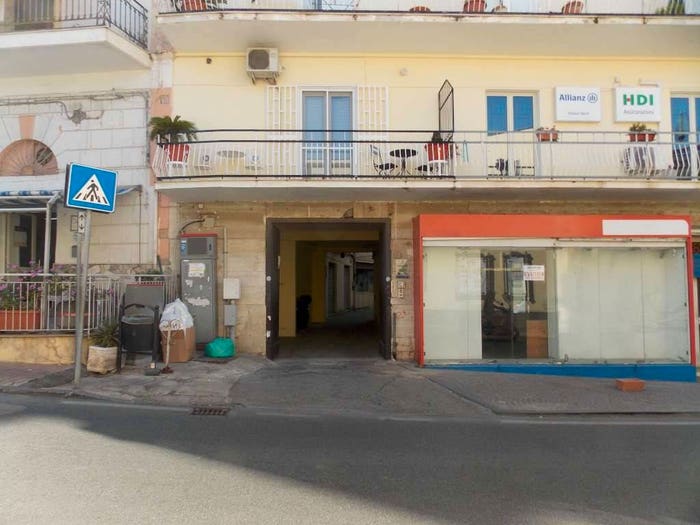 Appartamento con 6 locali in vendita in Corso Umberto I, Monte di Procida